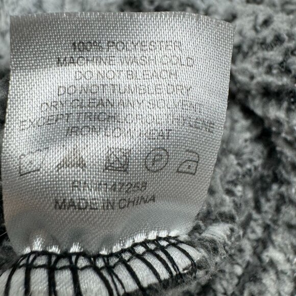 Simply Southern Sherpa Fleece Pullover Gray White Button Front Women’s Small - Picture 9 of 13